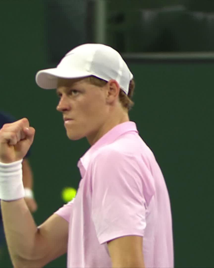 Stepping up when it matters most ๐คฉ The last five points Jannik Sinner wins as he comes back from 6-3 down in the tiebreak #TennisParadise