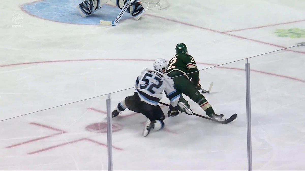 WHAT A MOVE BY DANILA YUROV! 😮 It's 4-0 for the x - Minnesota Wild!
