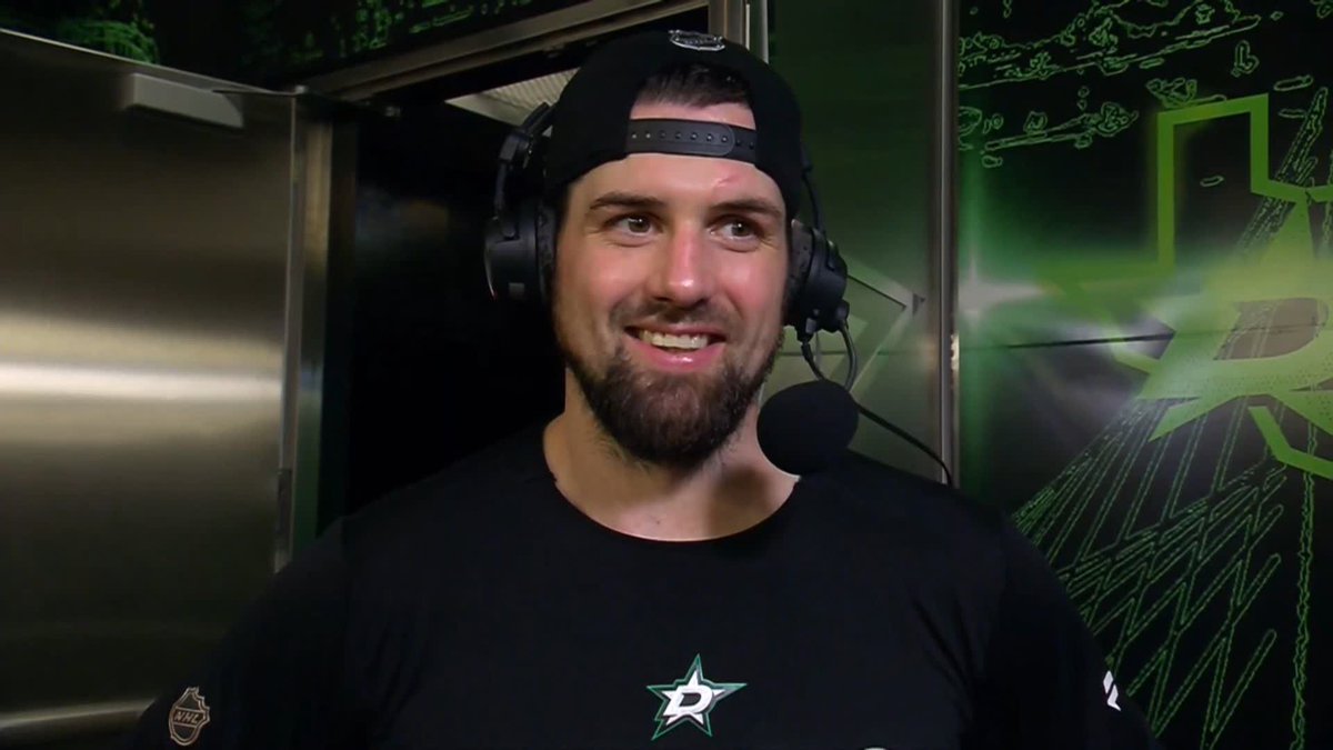How did Jamie Benn convince his longtime friend Tyler Myers to join the x - Dallas Stars? Great teammates. Great weather. Great fans. Great taxes. 😂 #TexasHockey