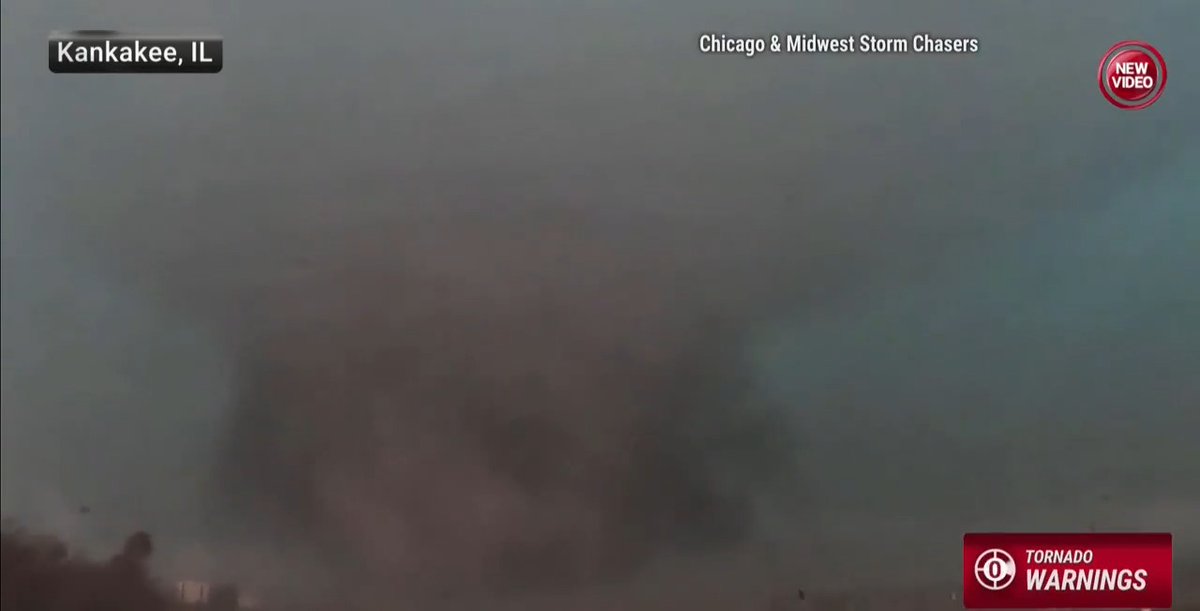 Jaw-dropping video shows a tornado in progress Tuesday night in Kankakee, Illinois, captured by storm trackers. Watch ⬇️