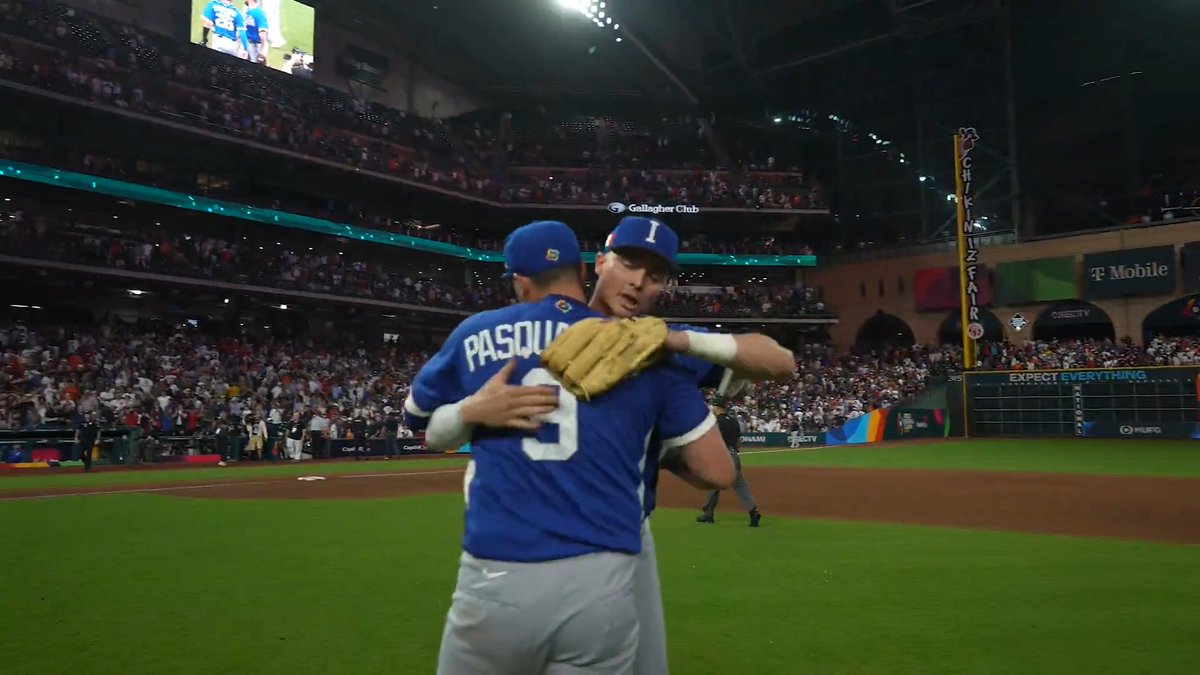 This night belongs to Team Italy 🇮🇹 #WorldBaseballClassic