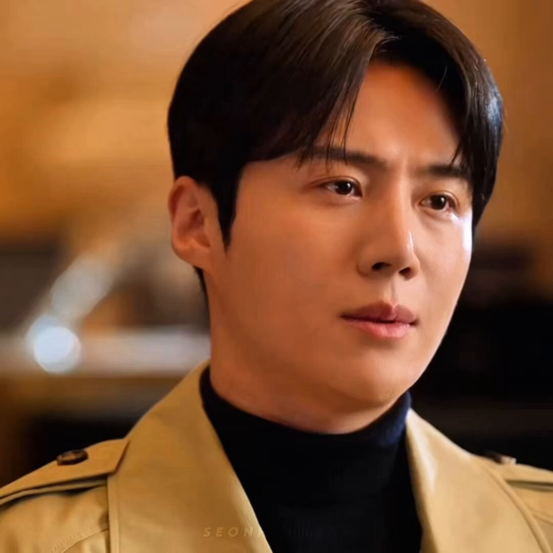 honestly, watching without subtitles makes it easier to notice subtle acting.... that’s probably why so many koreans praise kim seonho’s acting as joo hojin ahhhh I’m so jealous of people who understand Korean 🥹🫳🏻