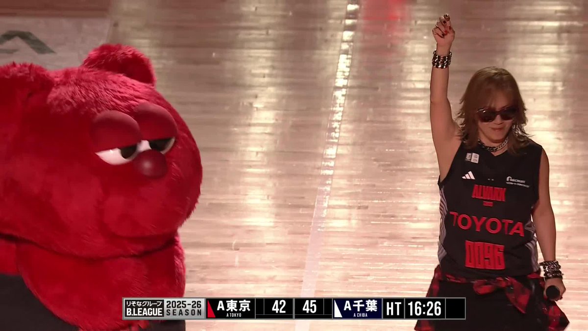 本日のA東京ハーフタイムゲストは大黒摩季さん❤️🖤 平成を代表する大ヒット曲 「あなただけ見つめてる」を披露🎤 大黒摩季_公式 アルバルク東京【ALVARK TOKYO】 #Bリーグ #りそなグループ