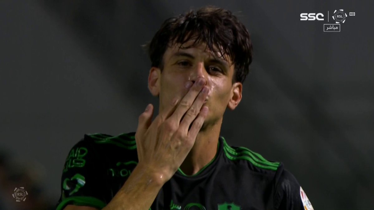 اول هدف لي ايبانيز مع الاهلي، اقسم بالله شعور عظيم يا ايبا💚