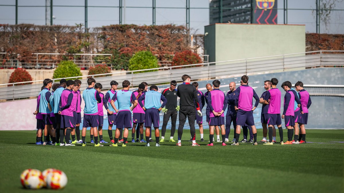 ๐ฅโฝ Aixรญ ha estat l'entrenament del Juvenil A, previ al viatge d'aquesta tarda a Lugo ๐ #CopadelReyJuvenil ๐โค