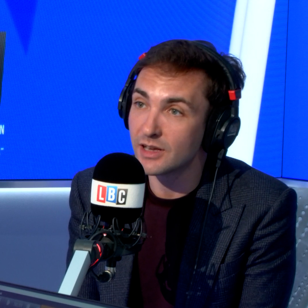 'He wanted half a million pounds... For a job he was fired from.' @Lewis_Goodall explains why Starmer will be 'pleased' that the government rejected Peter Mandelson's demand for a £500,000 severance.