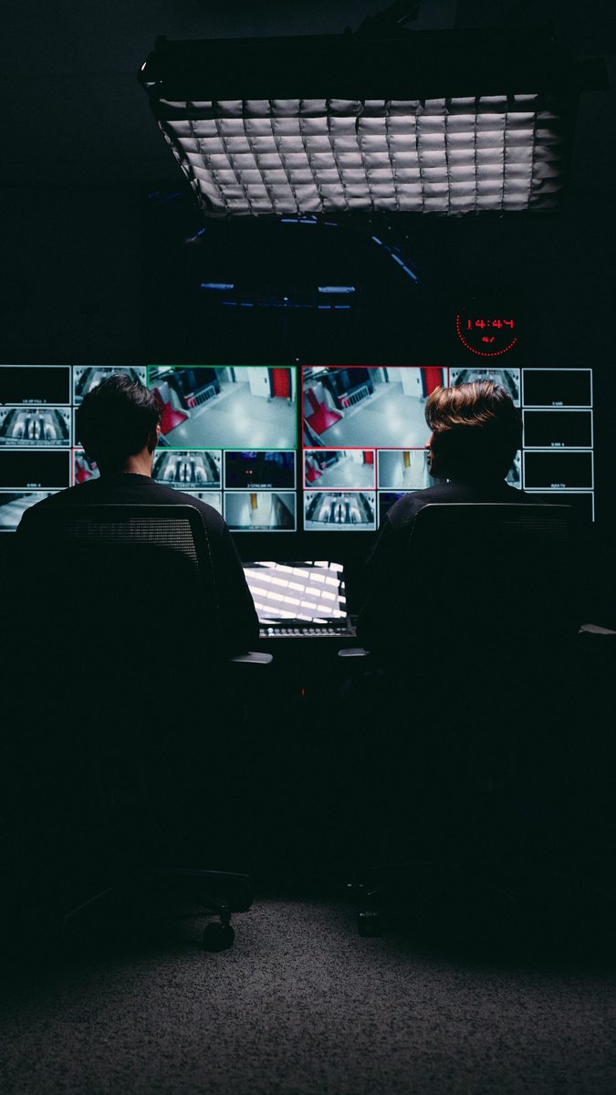 Attention, attention! 🔦 Kijk als enige Feyenoord - Ajax met 10 vrienden in een skybox in de Johan Cruijff ArenA!