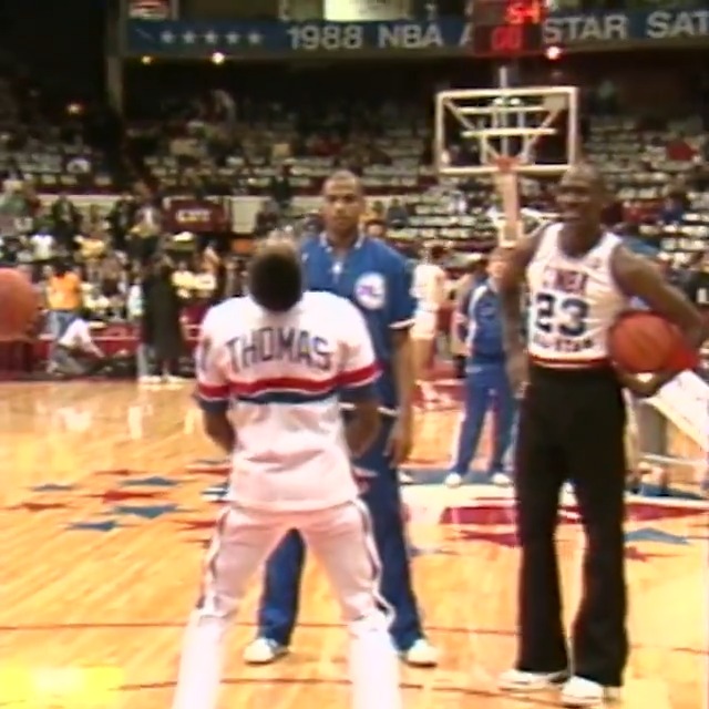 Isiah Thomas, Michael Jordan, Charles Barkley and Moses Malone have a backwards free-throw shooting contest in warm ups at the 1988 NBA All-Star game: