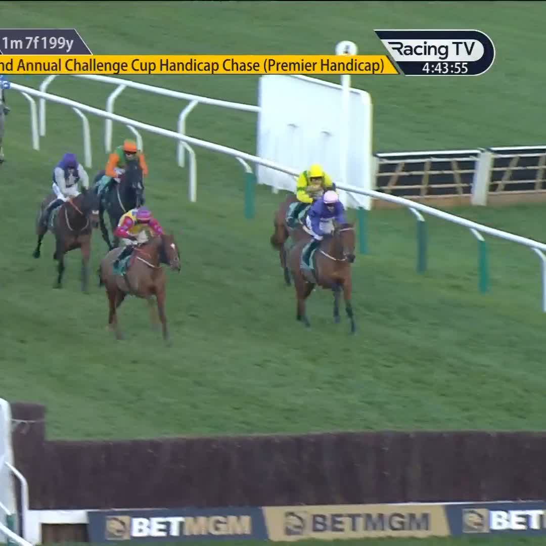 Wow what a finish in the Grand Annual as Martator wins at 66/1! Did you back Jazzy Matty? Don’t worry, with Pipped At The Post, we’re paying you out as a winner! (up to a £10 stake)🤑