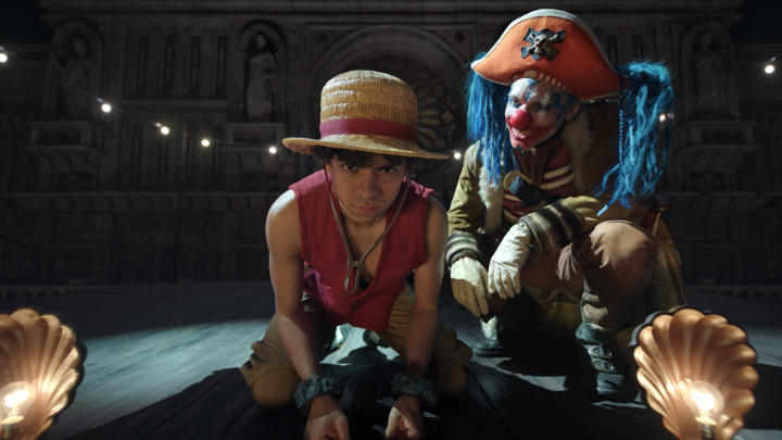 A King always holds his head high. ONE PIECE: INTO THE GRAND LINE Now Playing!