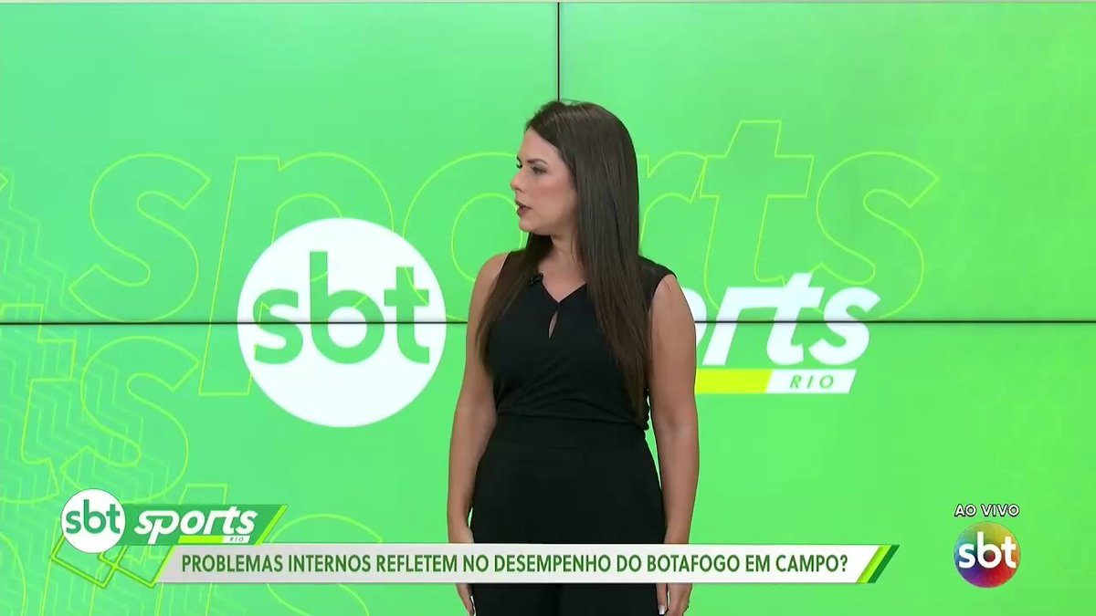 A entrevista de Alex Telles depois da eliminação do Botafogo teve endereço. Quando ele diz que futebol não é feito só com jogadores foi um recado para Textor. E ele está certo. A postura do dono da SAF nos últimos meses não foi pensando em um planejamento esportivo. As decisões foram tomadas pensando no lado financeiro. Agora, o Botafogo disputará a Sul-Americana que, na minha visão, será a mais difícil da história. Olha a quantidade de clubes “grandes” que estarão na edição deste ano. Vou citar só os times brasileiros e a quantidade de Libertadores que cada um já ganhou: São Paulo 3 Grêmio 3 Santos 3 Vasco 1 Atlético 1 Botafogo 1 Total: 12 Ainda tem River Plate, Racing, San Lorenzo, Olimpia… Ou seja: se o Botafogo não abrir o olho vai ficar pelo caminho na Sula.
