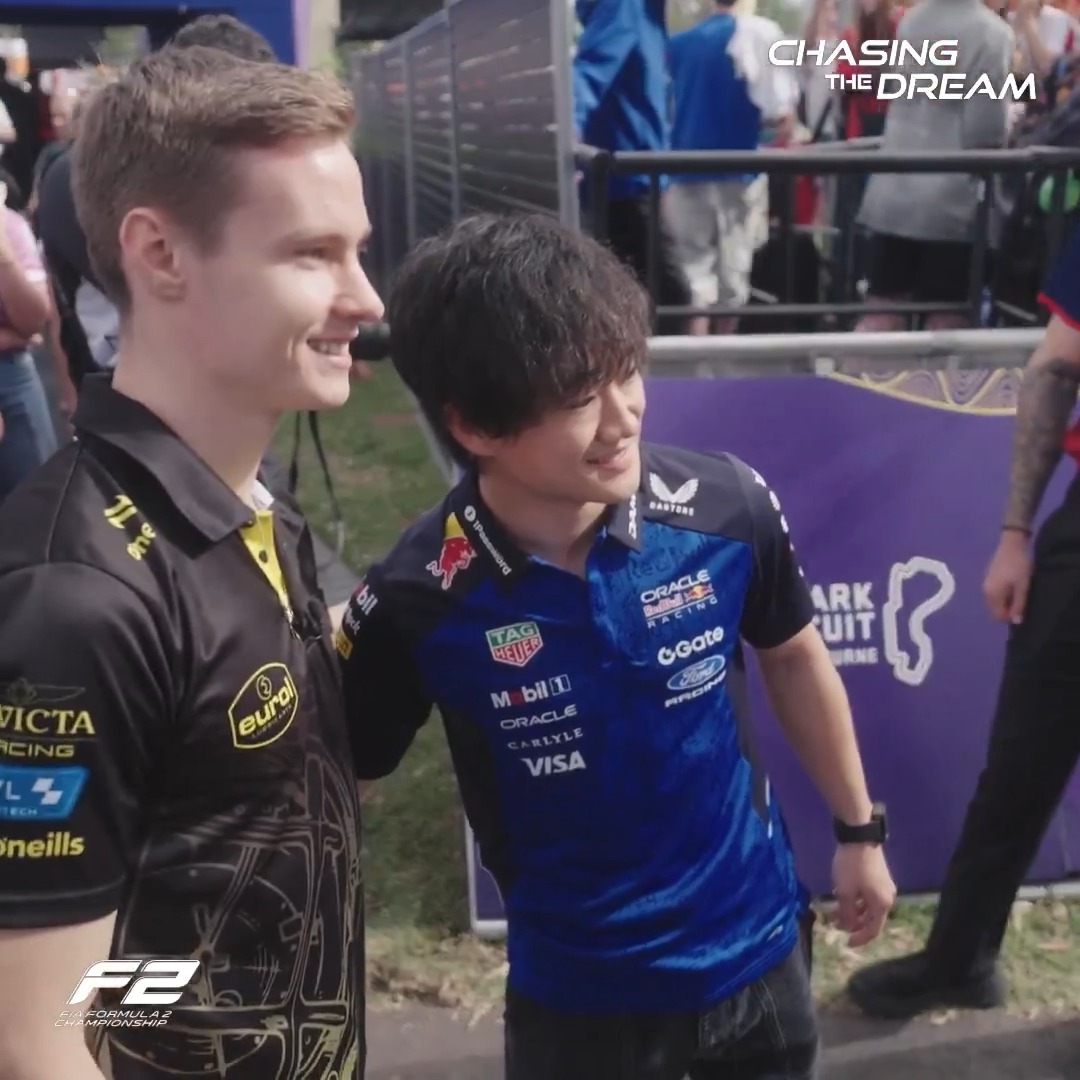 Chasing the Dream while rubbing shoulders with your heroes 🥹 Joshua Dürksen 🇵🇾 is one of us 😁 Go behind-the-scenes in Melbourne as the #F2 season gets underway down under 👉 #AusGP