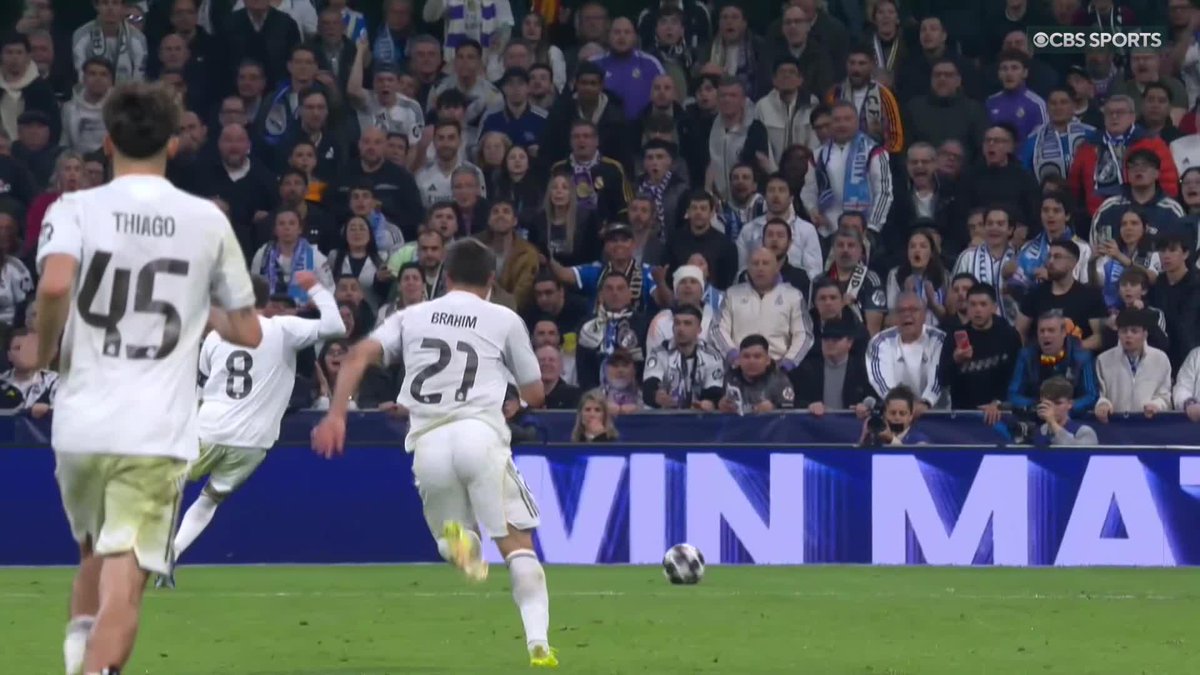 Thibaut Courtois assist ‼️ The Belgian keeper plays a lovely ball out to Fede Valverde who gives Real Madrid the lead 🔥