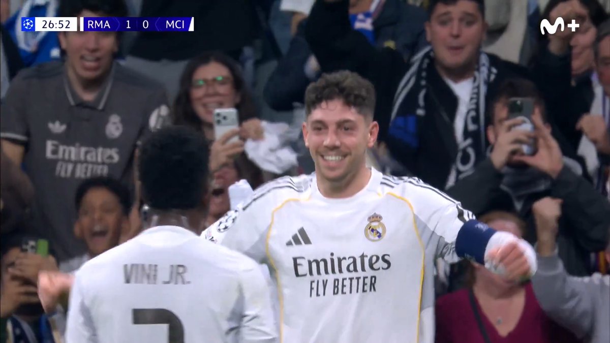 ESTÁ SEMBRANDO EL CAOS. Fede Valverde hace enloquecer al Bernabéu. #UCL #LaCasaDelFútbol