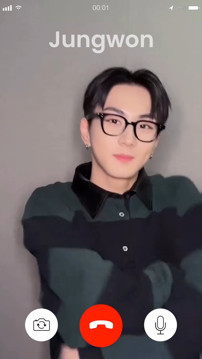 ENGENE! Which @enhypen member are you answering? 🤔 The boys will join us LIVE on the show shortly! 😍 #enhypen #jungwon #sunoo #sunghoon #engene