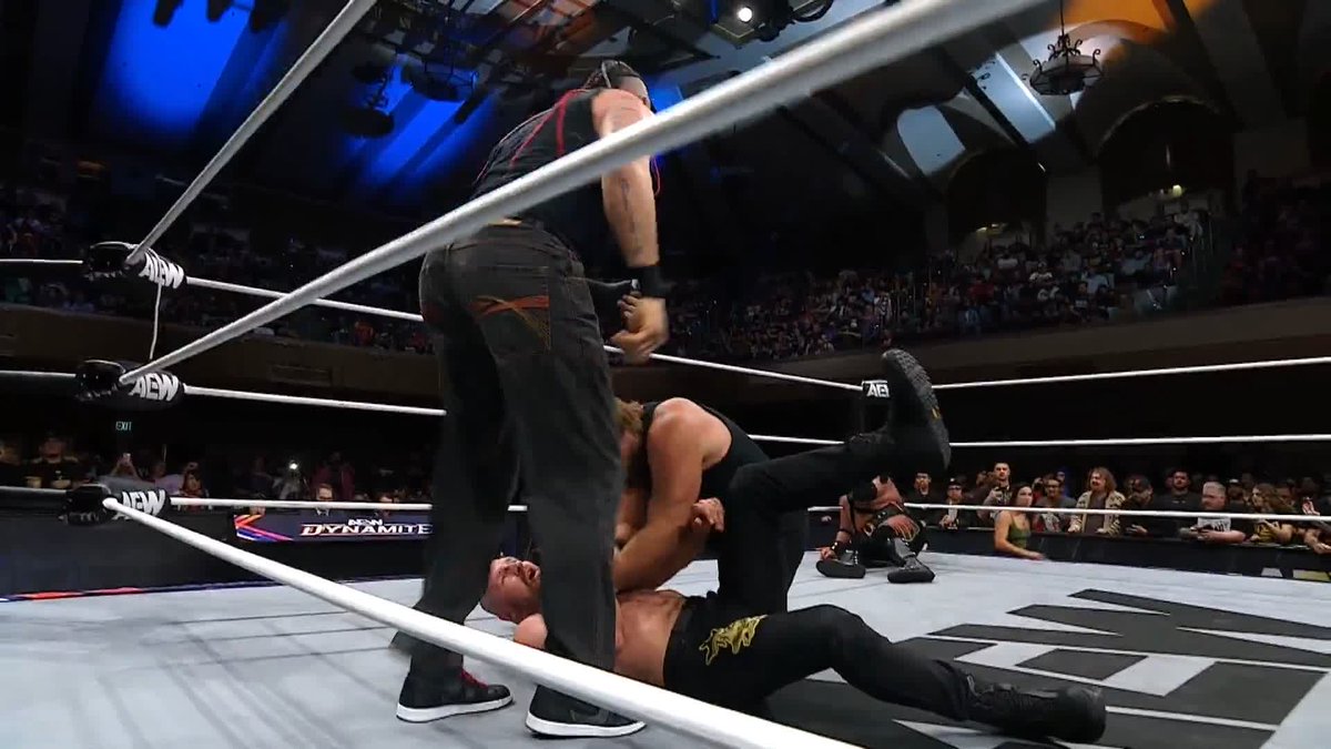 A heavy shoulder tackle from The Murderhawk Monster Lance Archer FLATTENS Marina Shafir! Watch #AEWDynamite LIVE on TBS &amp; HBO Max
