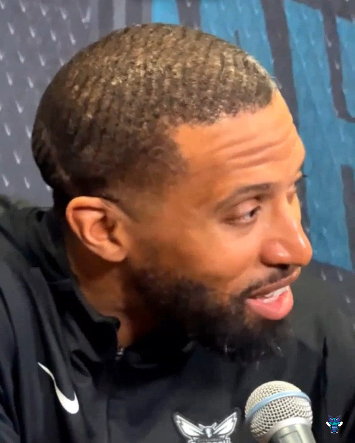 🎙️ Charles Lee on Ryan Kalkbrenner's three-point shooting: "Yeah, you know, LaMelo is telling me that I need to draw up more plays, I think, to get him some catch-and-shoot threes, so I'm working on that right now..." 👀