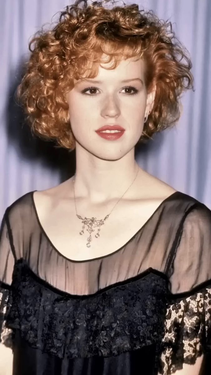 Top 10 Beautiful Actresses of 1980s - Then and Now