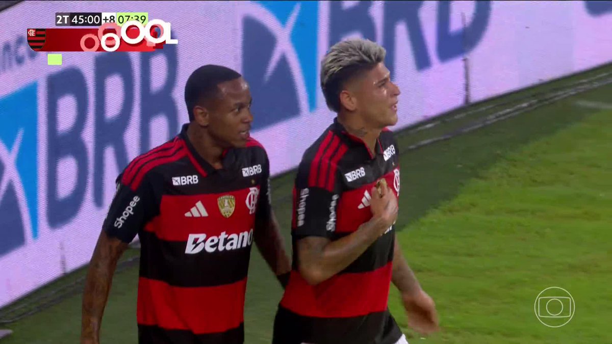 O gol de Carrascal para fechar a conta no Maracanã. Flamengo 2x0 Cruzeiro. 🎥 TV Globo | ge