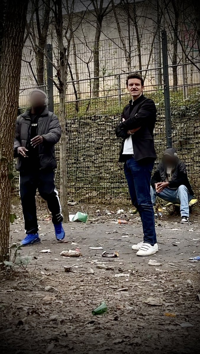 🔴 Ils ont tué tout un quartier de Paris en quelques mois ! Voilà le bilan de la gauche parisienne, celui qu'elle ne veut surtout pas montrer : tout le quartier Rosa-Parks dans le 19e ravagé par le crack et l'insécurité, et des riverains complètement abandonnés par la Mairie.