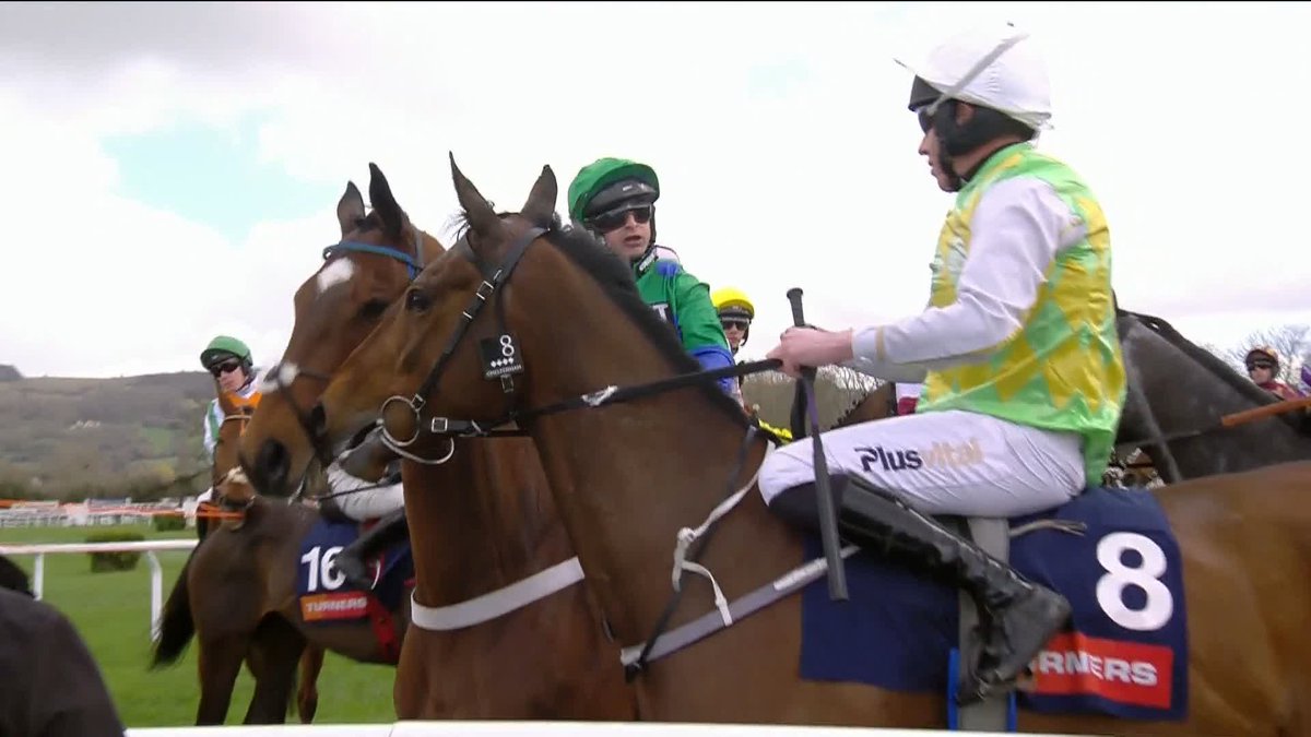 “I think that's the same Nico de Boinville who rode Jonbon last year and put his head on the tape” “Maybe he needs to look in the mirror too.” 👀 🗣 Ruby Walsh on Nico de Boinvilles incident with Declan Queally yesterday.