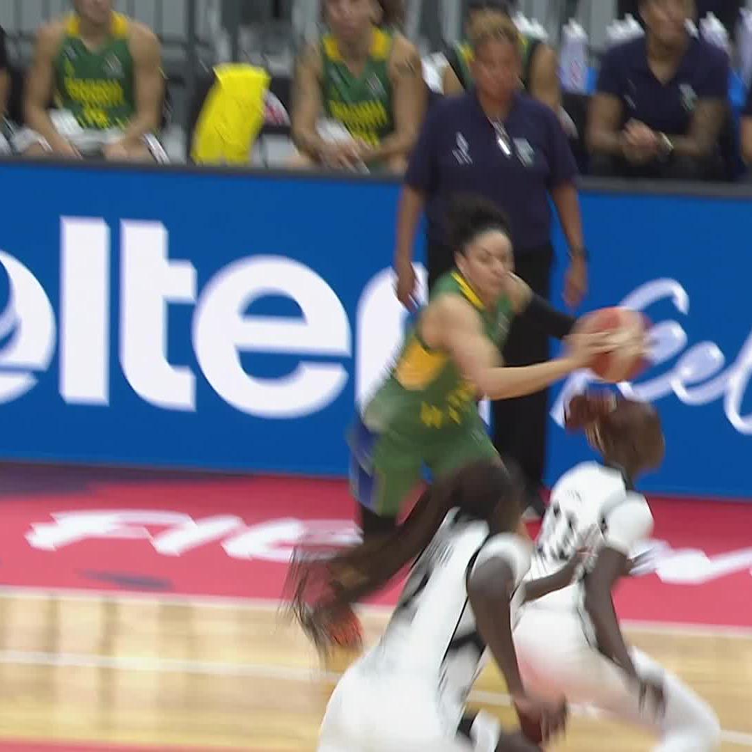 Um momento do tempo de vocês pra apreciar esse fake perfeito da Alana Gonçalo nas jogadoras do Sudão do Sul 🥶