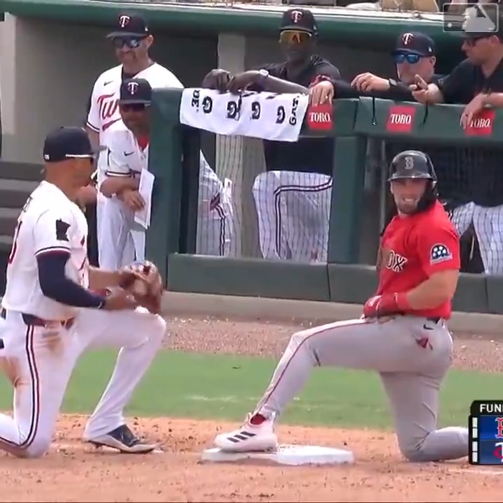 Durbin with the RBI triple!
