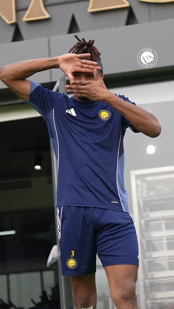 من أجل مواصلـة مشوارنا نواصـل في دارنا تدريباتنـا 💛