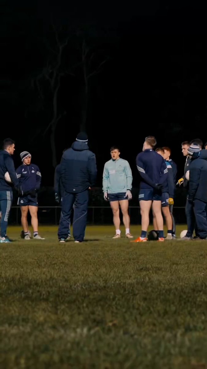 Putting in the work 💪 Our Senior Footballers preparing for Saturday’s encounter with Armagh in Croke Park 👕🙌 #ÁthCliathAbú