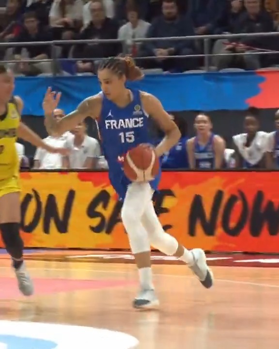 Such a pretty shot by Gabby 🧚‍♀️ #FIBAWWC x #WeOwnTheGame