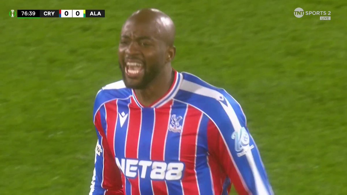 Loud boo’s rang out from the Palace fans as Jean-Philippe Mateta entered the pitch for the first time since his AC Milan move failed…🫣