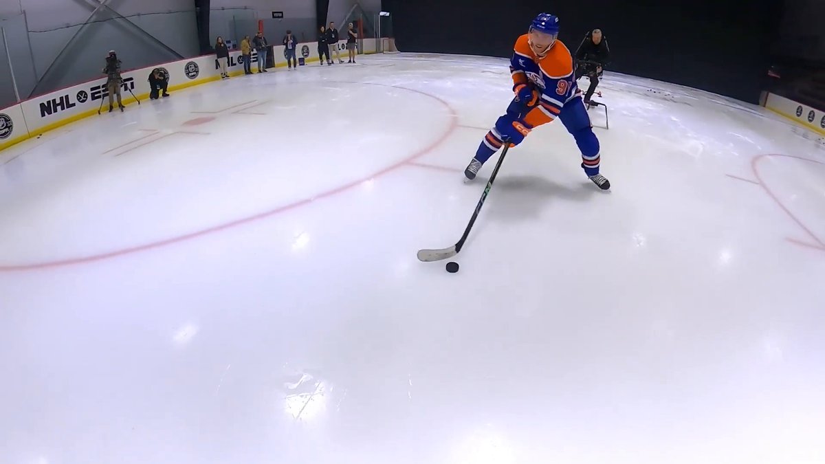 "It's a part of the game that I love, to beat guys, play one-on-one and score nice goals." Connor McDavid shares some stick handling secrets with Blake Bolden 🍿