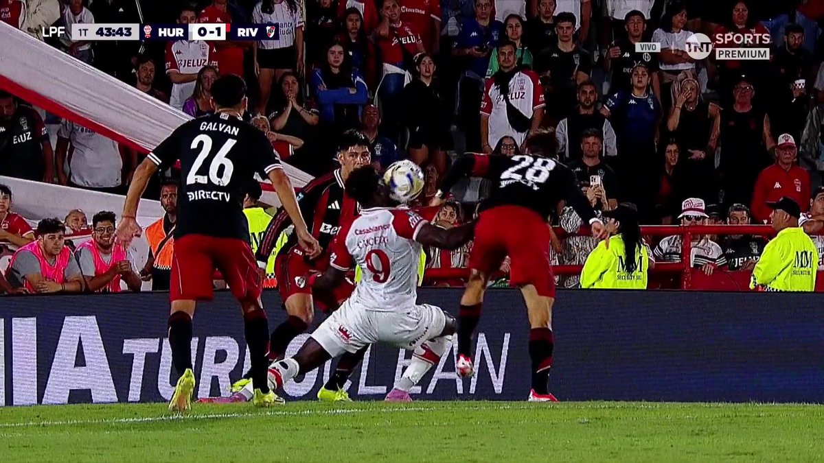 🧐 EL PENAL DE MARTINEZ QUARTA A CAICEDO. ⁉️ ¿QUÉ LES PARECIÓ?