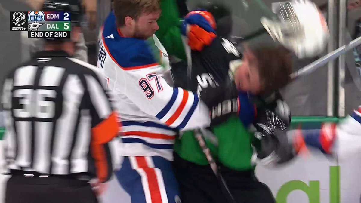 CONNOR MCDAVID FOUGHT JUSTIN HRYCKOWIAN 😱🥊