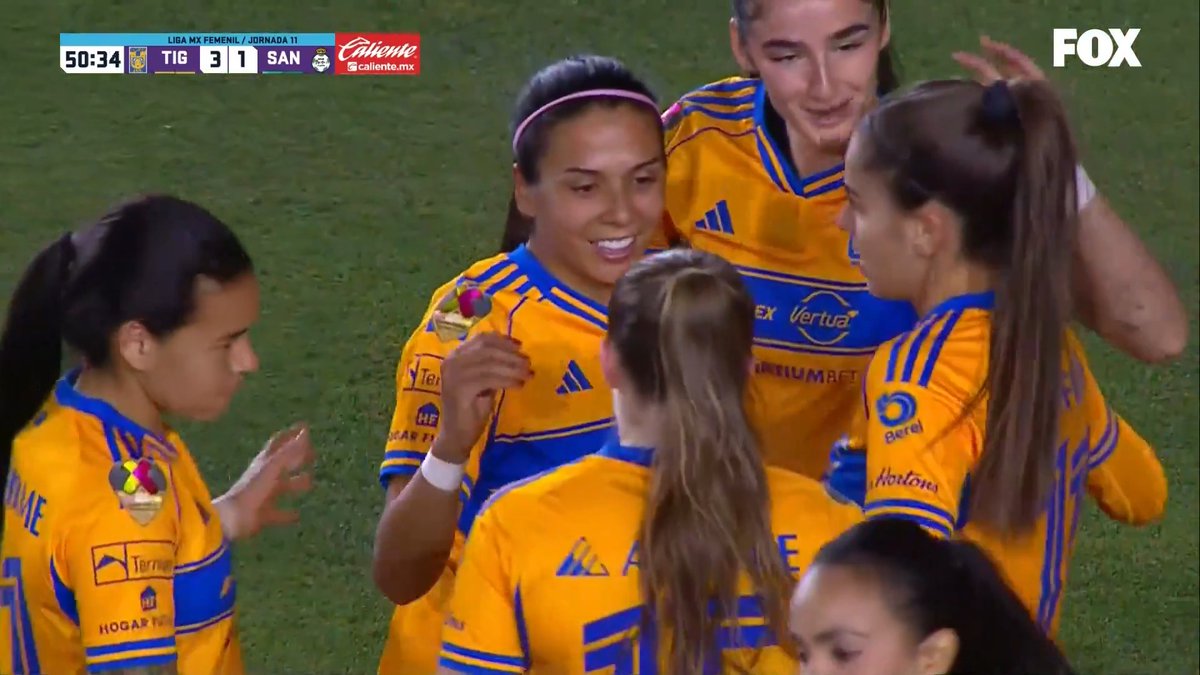 ⚡️⚽️ ¡Un rayo salió de la zurda de la 'Bombi' Maria Sanchez para un golazo!