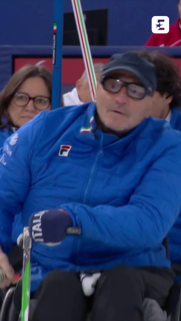 Poteva passare solo da lì: che colpo! 🥌💨🇮🇹 #Paralympics #MilanoCortina2026 #Paralimpiadi #Curling