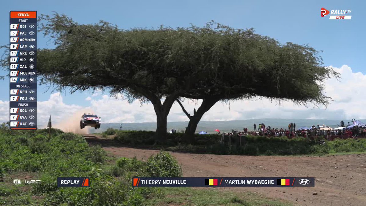 RALLY. KEDONG. EL SALTO DE MITI MBILI 😍 Ver a los coches volar así en plena Kenia es una pasada 🔥 #WRC #SafariRallyKenya 🇰🇪