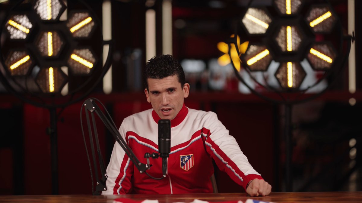 Campo, escenario y el sabor de siempre ❤️🤍 Jaime Lorente une dos mundos en el nuevo podcast de Atleti Music x Fútbol Mahou. ¿A quién crees que habrá convocado? 🎤