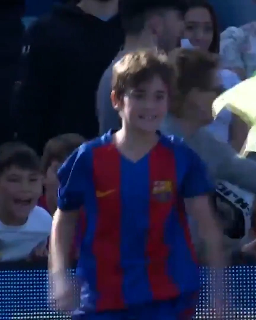 ✌️ Este 𝐝𝐨𝐛𝐥𝐞𝐭𝐞 de GAVI en LALIGAFCFUTURES. FC Barcelona - Masia | FC Barcelona