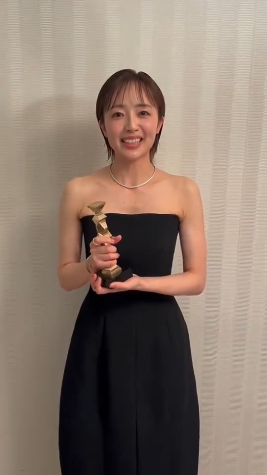 最優秀助演女優賞を受賞した 「ナイトフラワー」の森田望智さん🏆 受賞コメントをお届けします! #日本アカデミー賞 #第49回日本アカデミー賞 映画『ナイトフラワー』絶賛公開中 森田望智 Misato Morita