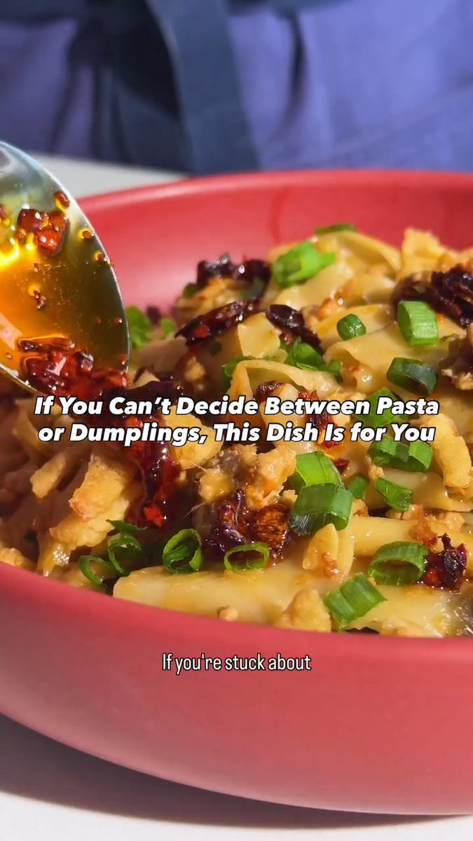 Everything you love about dumplings…in pasta form! Make this Deconstructed Dumpling Pasta, bringing the best of both dishes together in one bowl 🥟🍝. Get the full recipe: 🍝: Marianne Williams 🎥: Chloe Gebacz, Amber Smith Buck
