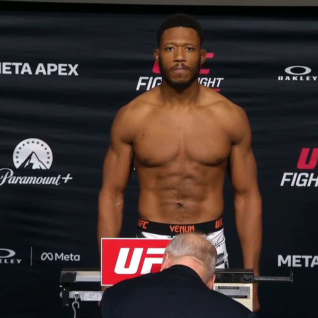 Oumar Sy valide sa pesée ! 🇫🇷 93,2 kg ⚖️