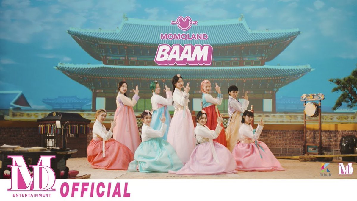new kpop stans will never know how big this song was