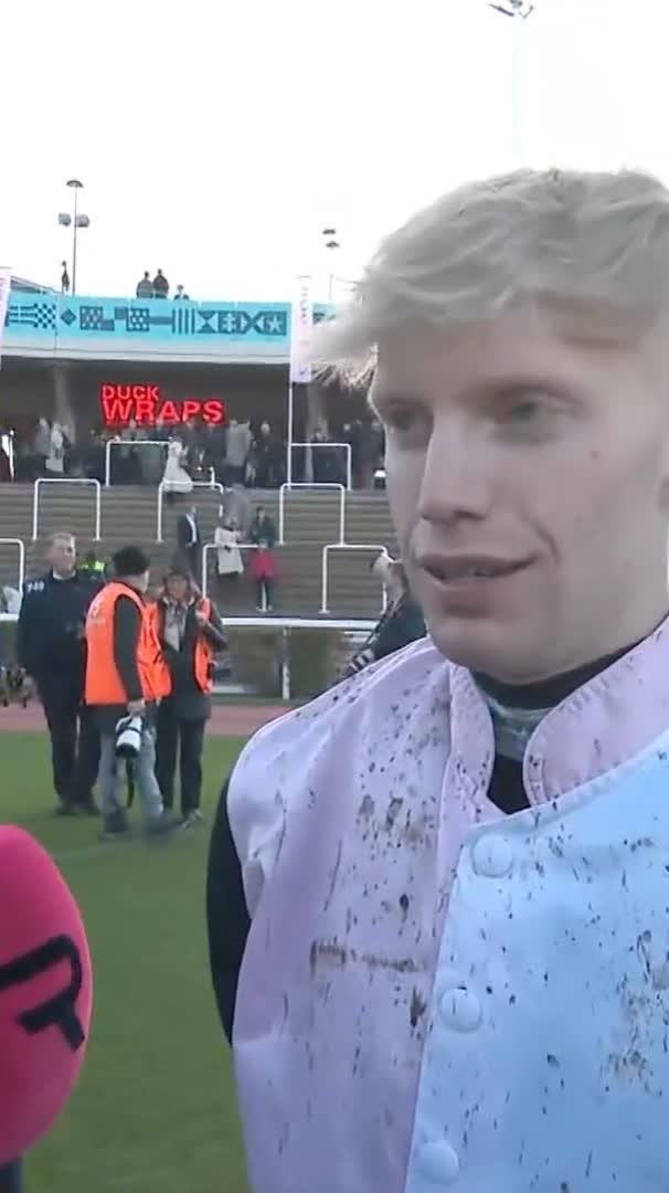 "I'm lost for words, all my friends and family are here. I can't even believe it's me." 🥹 A lovely interview with Patrick O'Brien after he lands his first Festival winner on Air Of Entitlement 👇 #GreenTeam #RacingRunsInUs #CheltenhamFestival