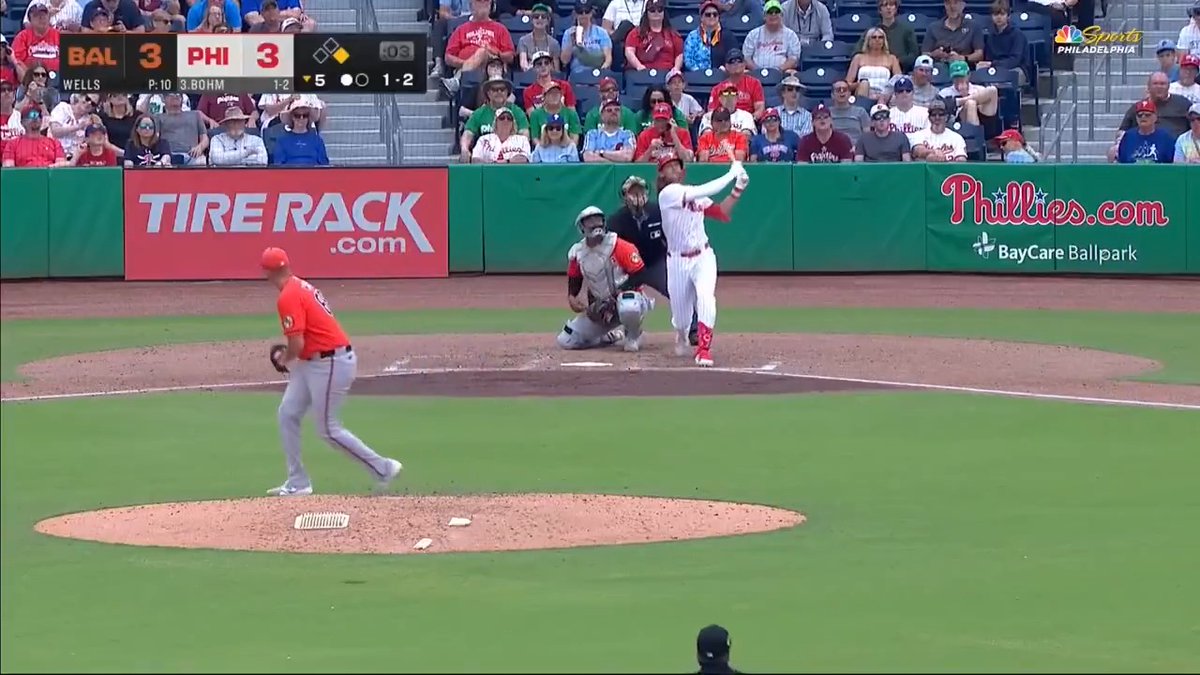 Bohm be bashing baseballs 👀
