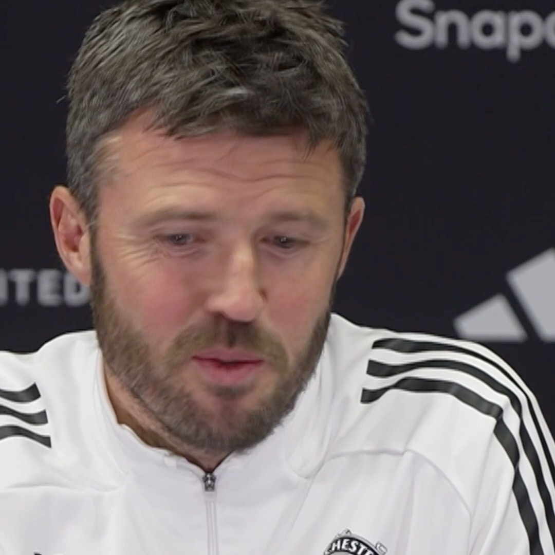 “I don’t make a big deal of it either” 👀 Manchester United boss Michael Carrick has his say on Paul Scholes’ comments after Wednesday’s defeat to Newcastle…