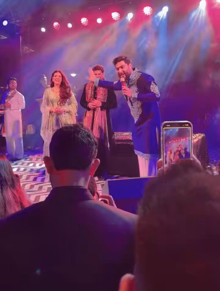 Bismil’s beautiful shayari for Kuldeep Yadav and Vanshika at their sangeet ceremony. 🥰❤️