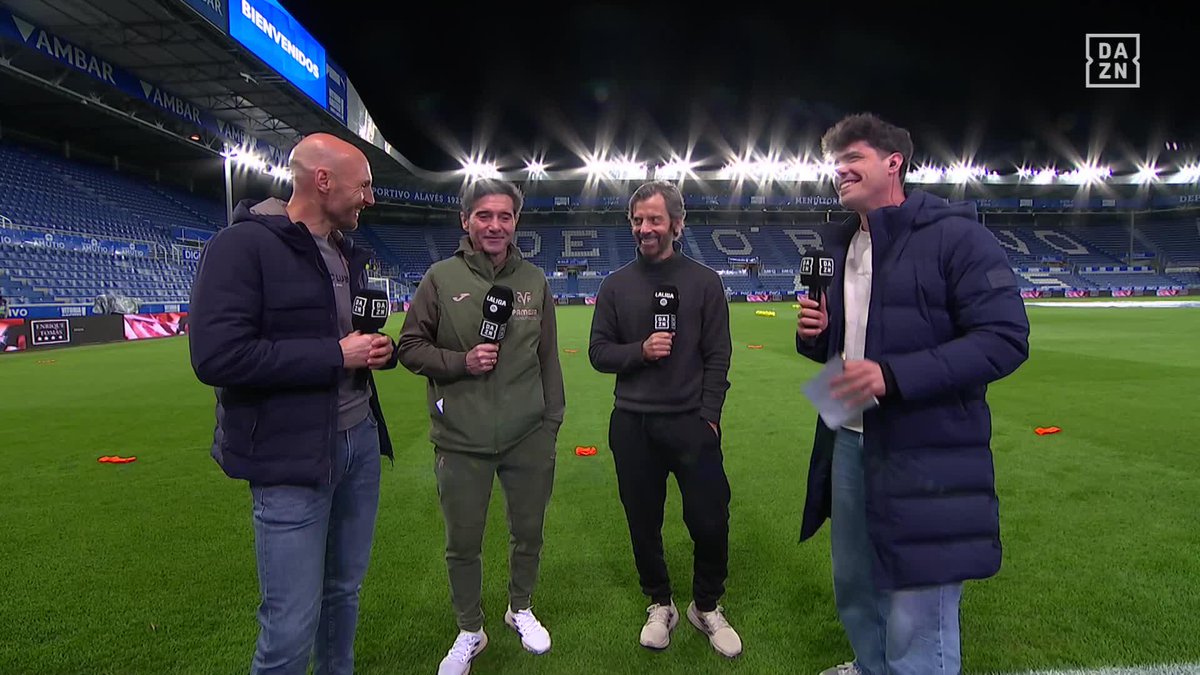 Unos cuantos años han pasado desde que Marcelino y Quique Sánchez Flores se conocieron 😳🤝🏻 @JaviValle17 rompiendo el hielo 🤣🧊 #LALIGAenDAZN ⚽️