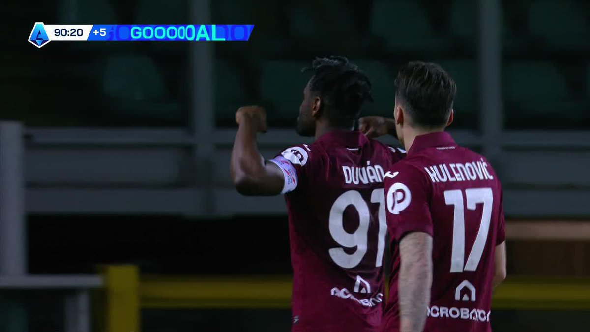🔥🇨🇴 GOLAZO de Duván Zapata para el 4-1 de Torino 🇮🇹 sobre Parma.