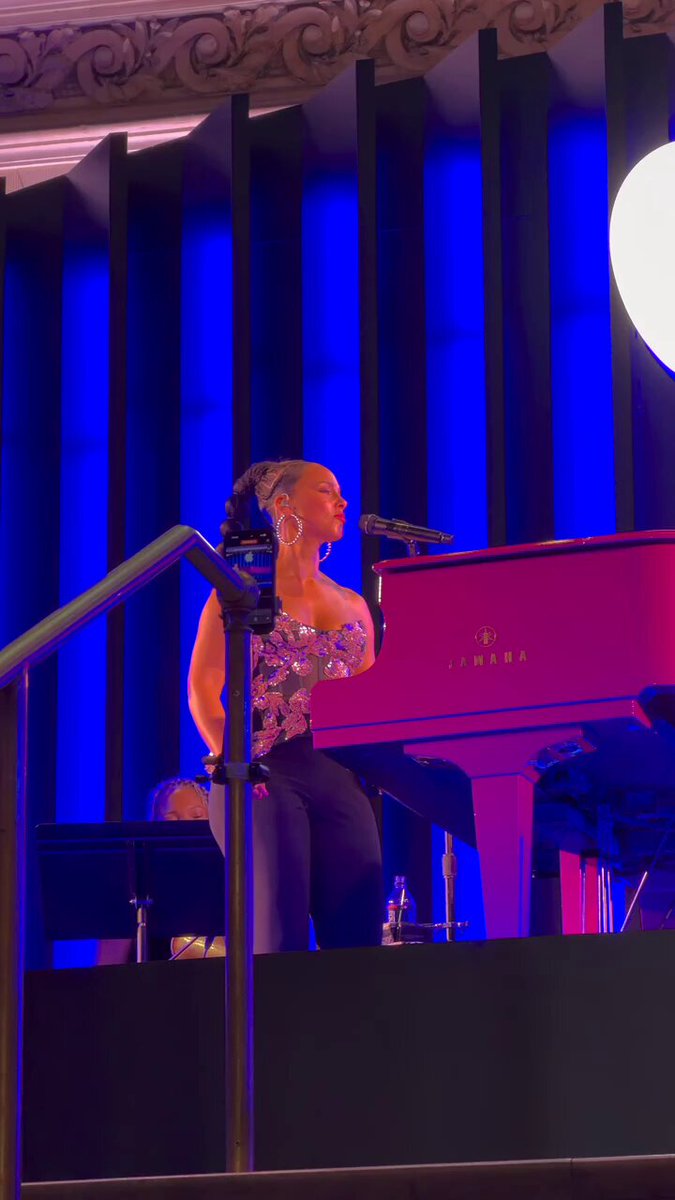 Alicia Keys performs "No One" at Grand Central in NYC for Apple’s 50th